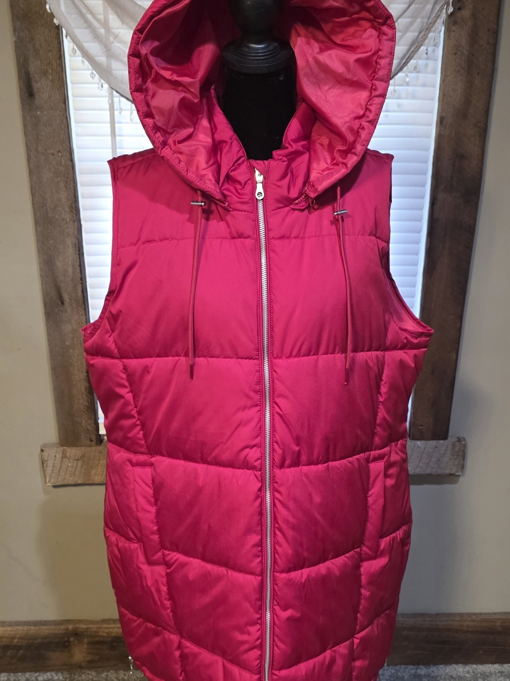 Maurices Red Sleeveless Hooded Puffer Vest